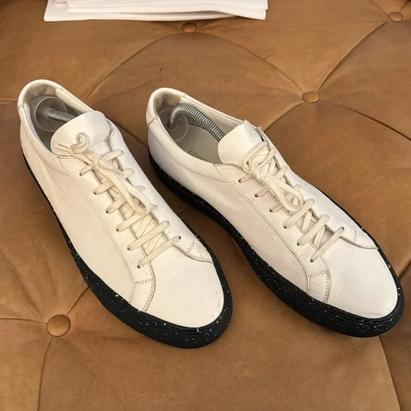 Common Projects White Sneakers EU44 - Picture 2 of 6